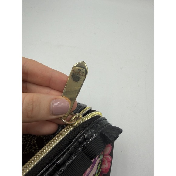 Betsey Johnson Cosmetic Bag Makeup Ruffle Floral Black Travel - Used - See Photo - Picture 8 of 14